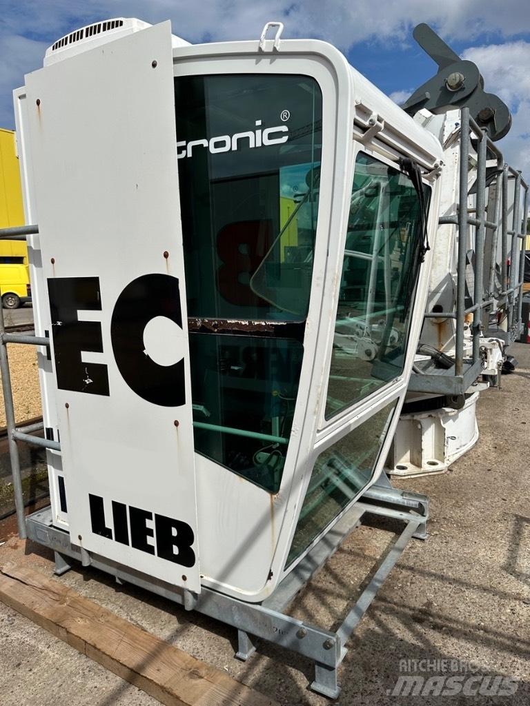 Liebherr 150 ECB 8 Torenkranen
