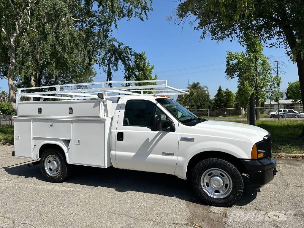 Ford F 350 Bestelwagens met open laadbak