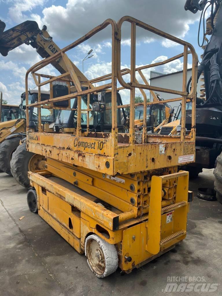Haulotte Compact 10 Schaarhoogwerkers