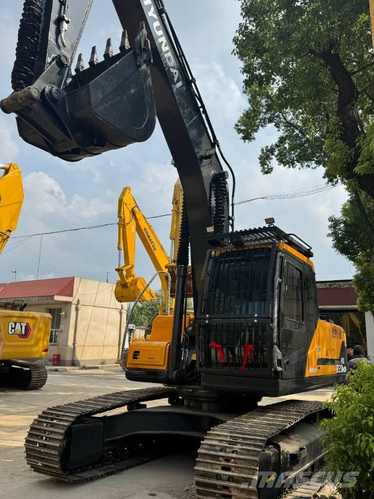 Hyundai HX220HD Midigraafmachines 7t - 12t