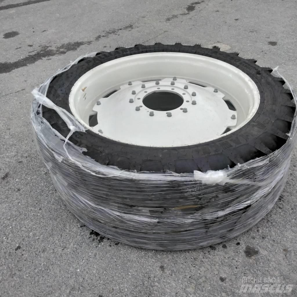Alliance 300/95R46 Banden, wielen en velgen