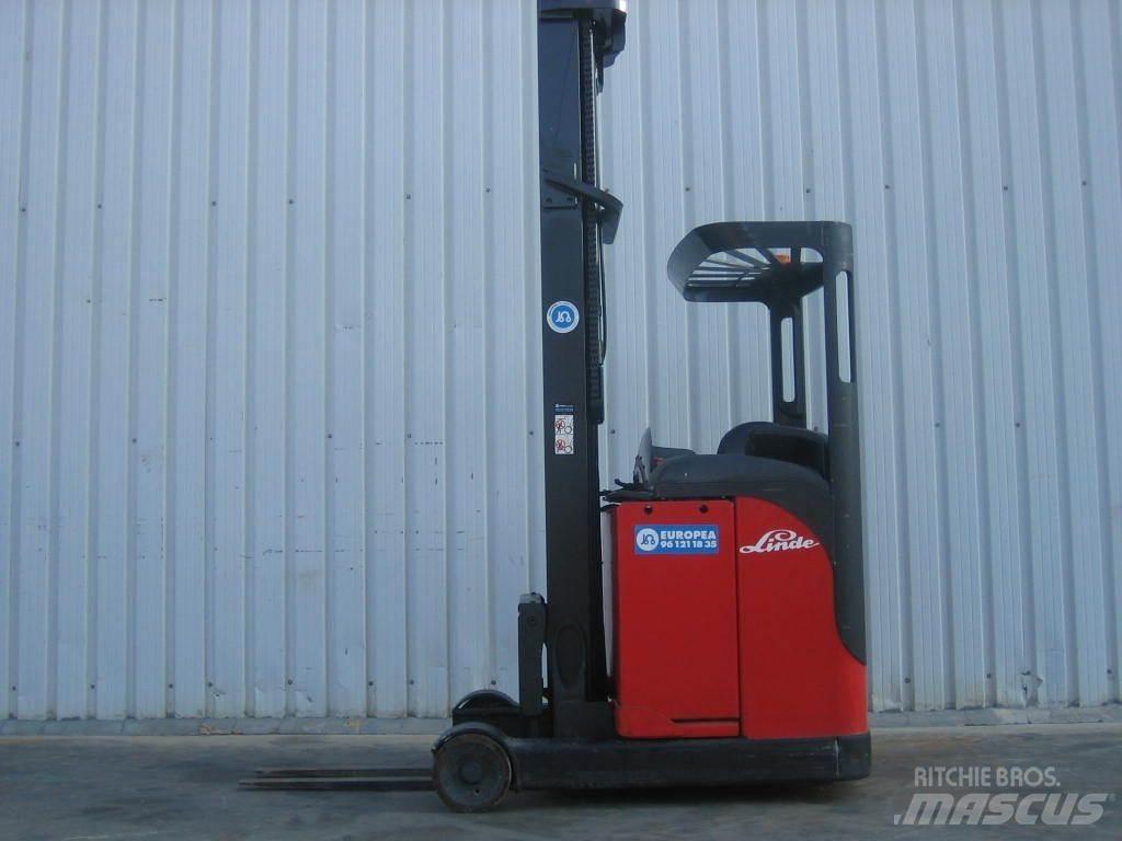 Linde R14 03 Reachtruck voor hoog niveau