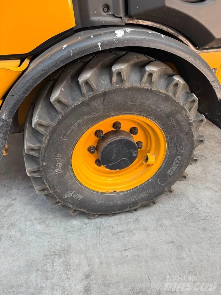 JCB 406 Wielladers