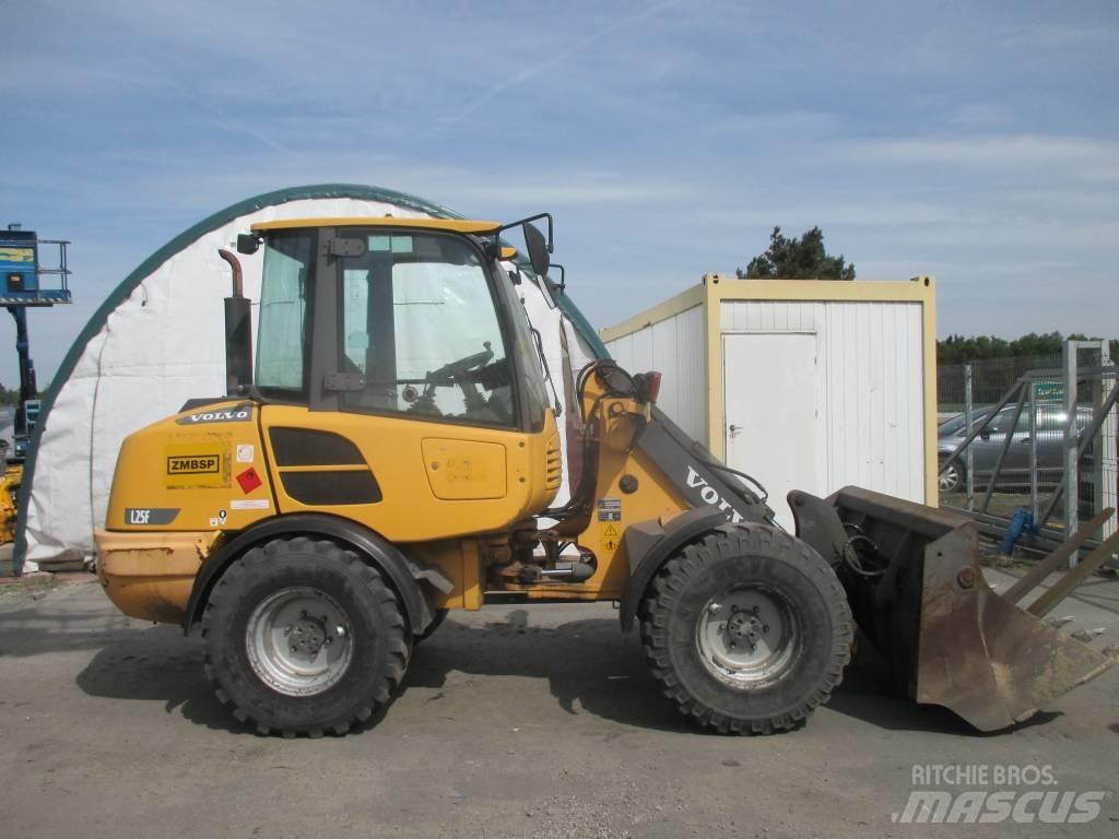 Volvo L 25 F Wielladers