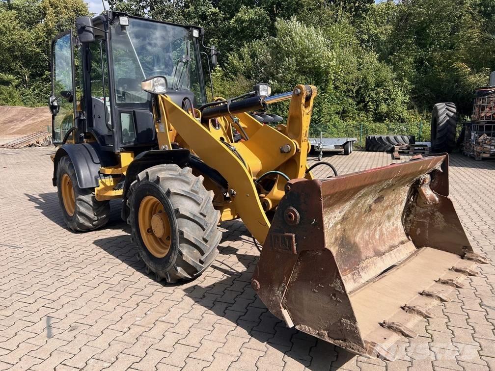 CAT 908M Radlader Wielladers