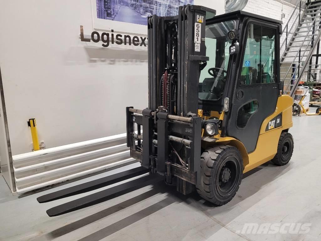 CAT DP 30 N Diesel heftrucks