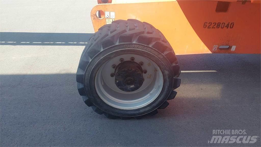 JLG 860SJ Telescoophoogwerkers