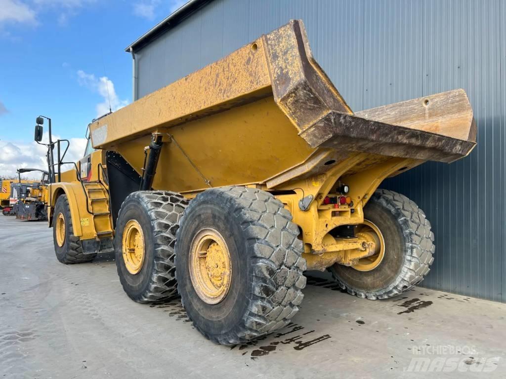CAT 735B Knik dumptrucks