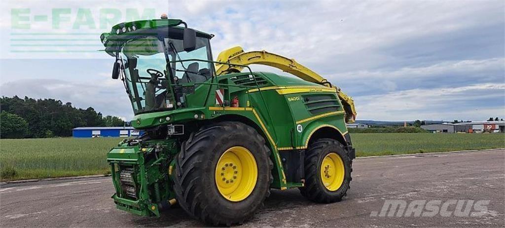 John Deere 8400 Zelfrijdende veldhakselaars