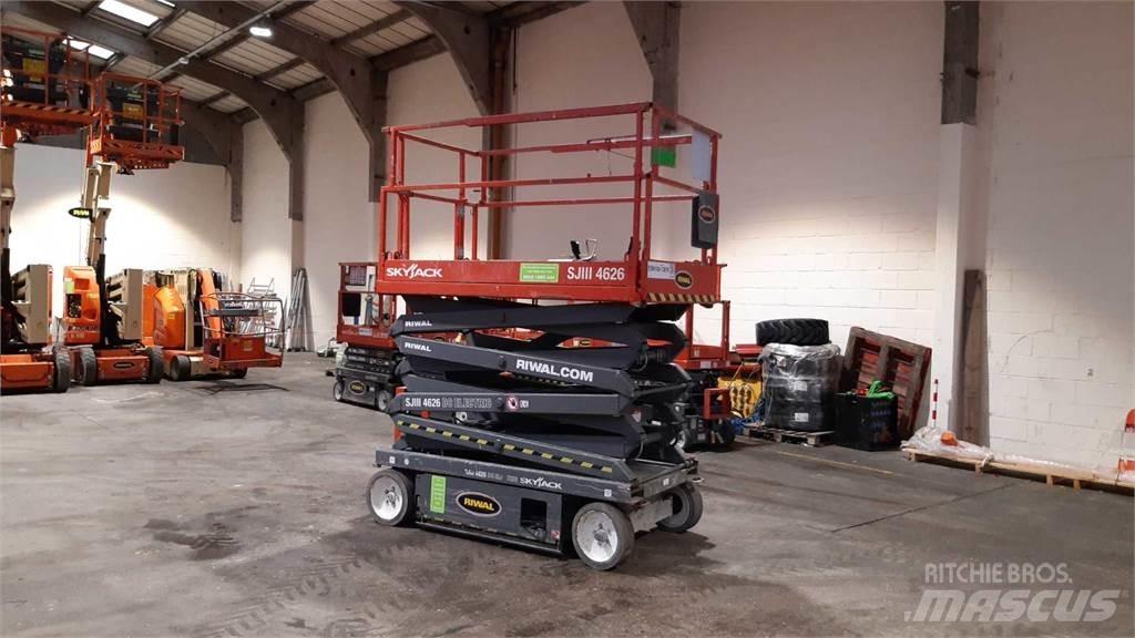 SkyJack SJIII4626 Schaarhoogwerkers