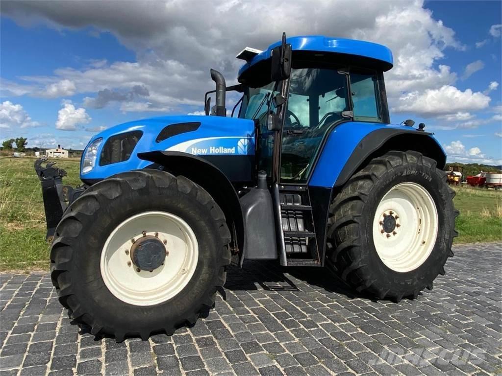 New Holland T 7055 Tractoren