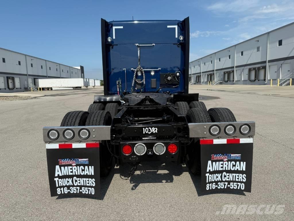 Kenworth W 990 Trekkers