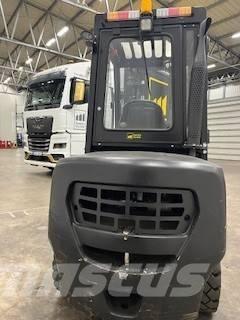 Hangcha CPCD35-XW97F Diesel heftrucks