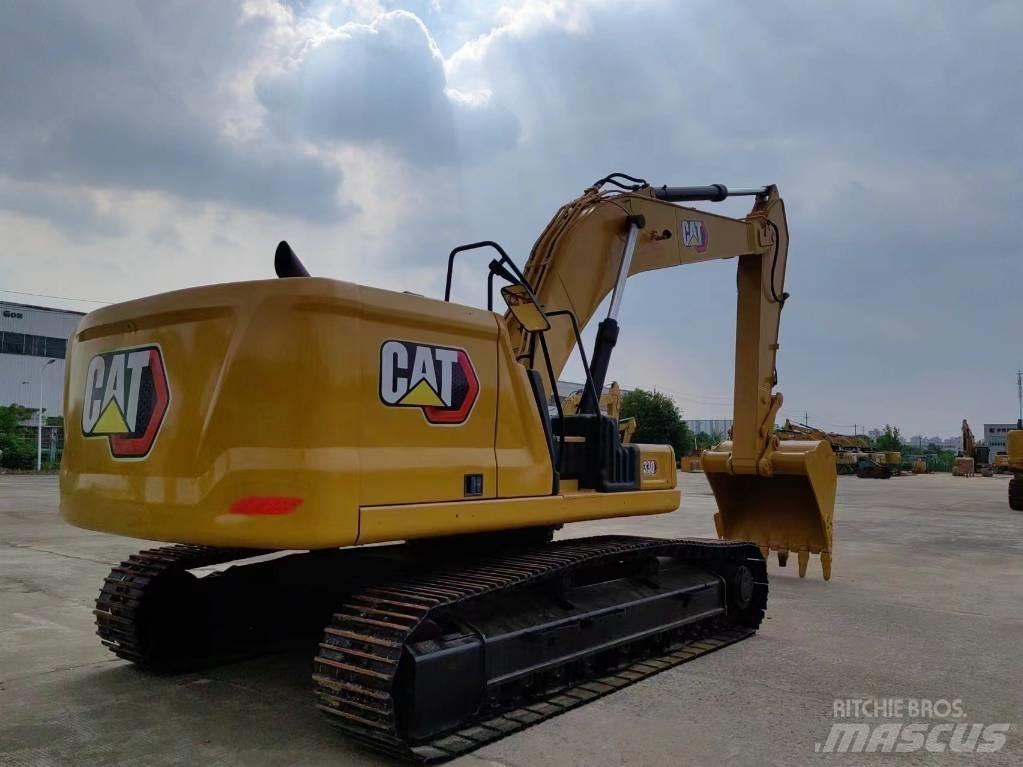 CAT 330 Rupsgraafmachines