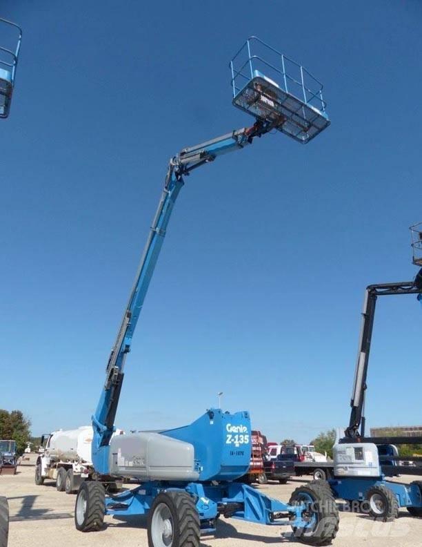 Genie Z135 Knikarmhoogwerkers