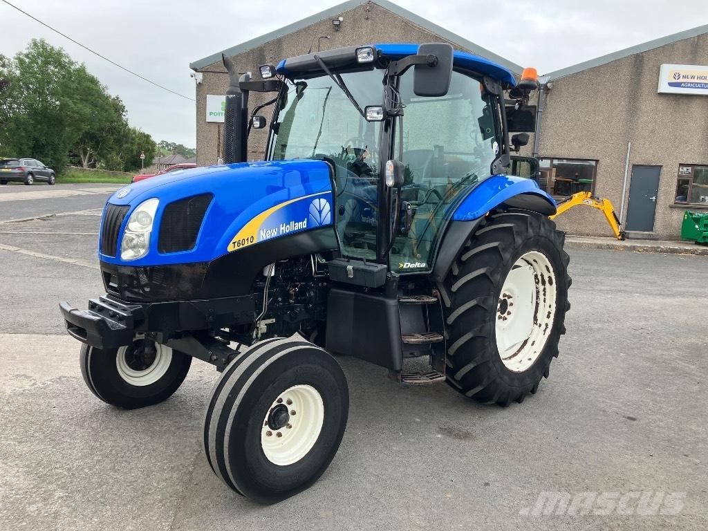 New Holland T6010 Tractoren