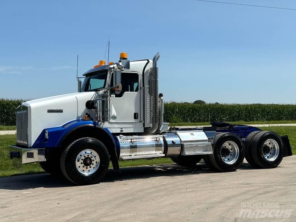 Kenworth T 800 Trekkers