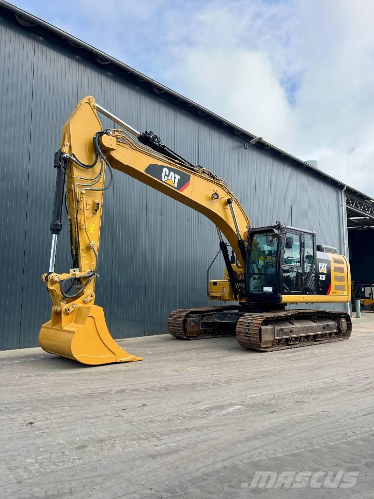 CAT 323F L Rupsgraafmachines