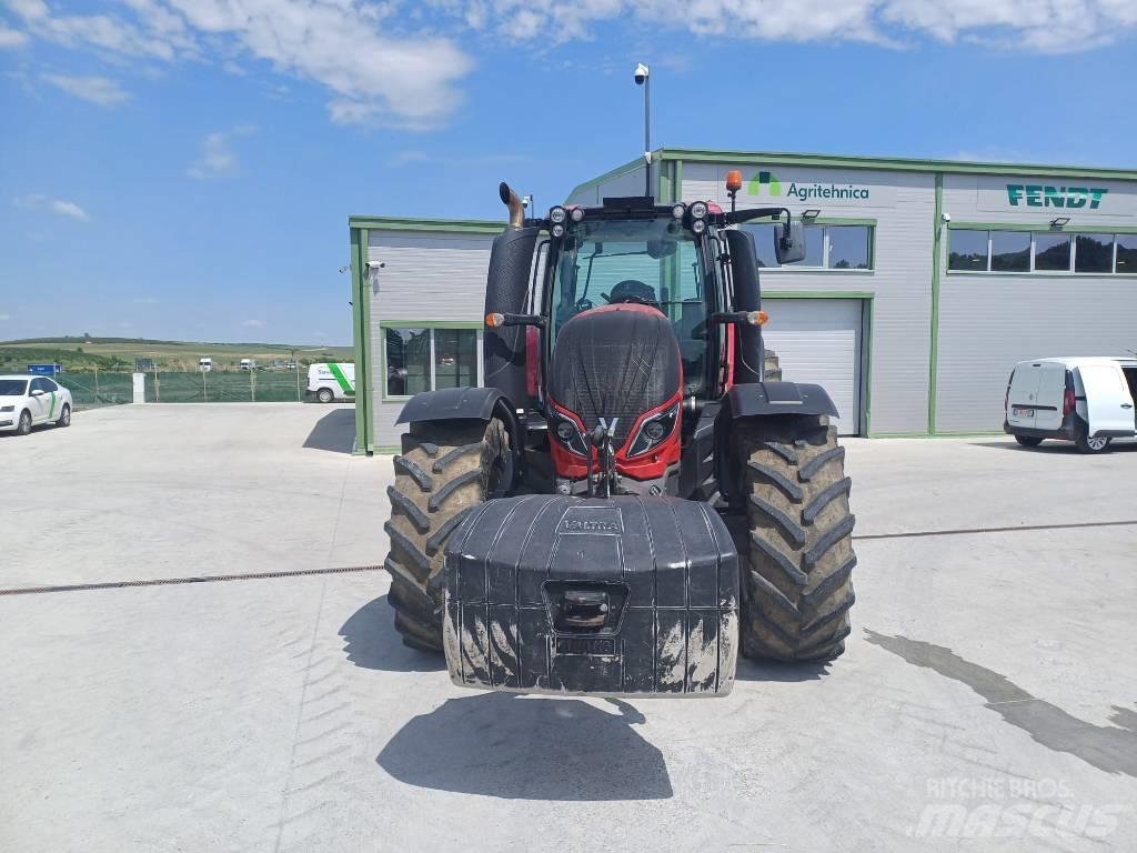 Valtra T 234 Tractoren