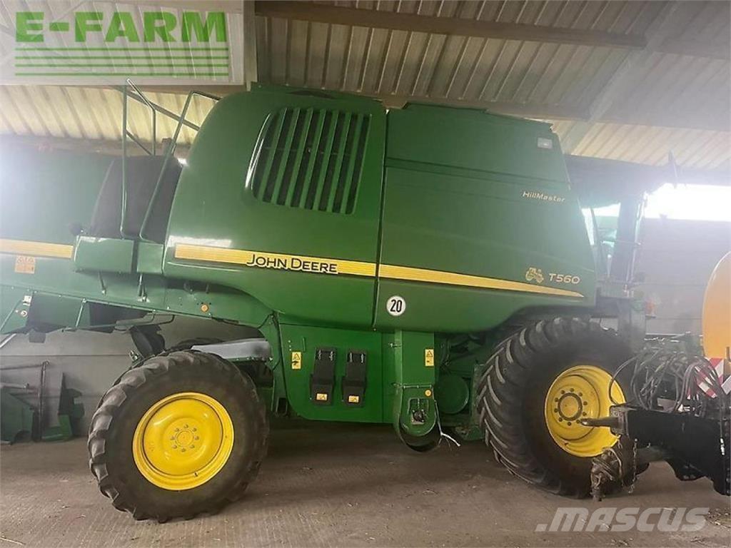John Deere t560 hm Maaidorsmachines