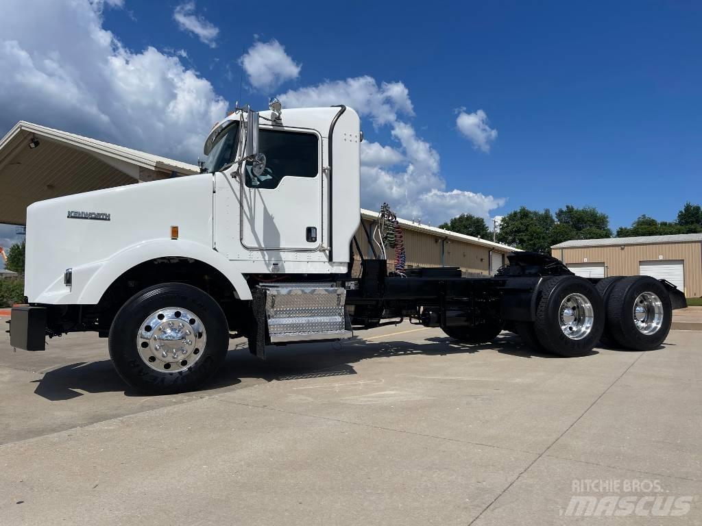 Kenworth T 800 Trekkers