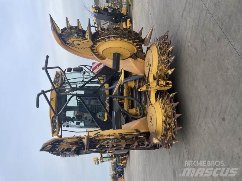New Holland FR700 Zelfrijdende veldhakselaars