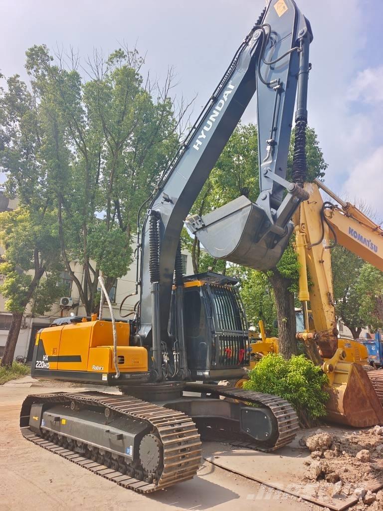 Hyundai HX 220 HD Rupsgraafmachines