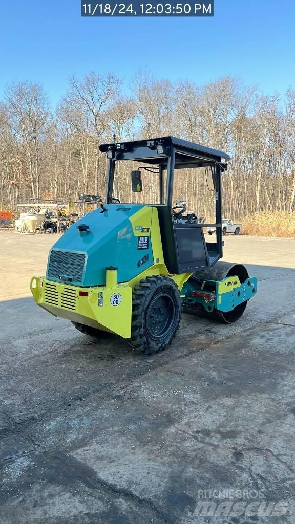Ammann ARS 30 Trilrolwalsen