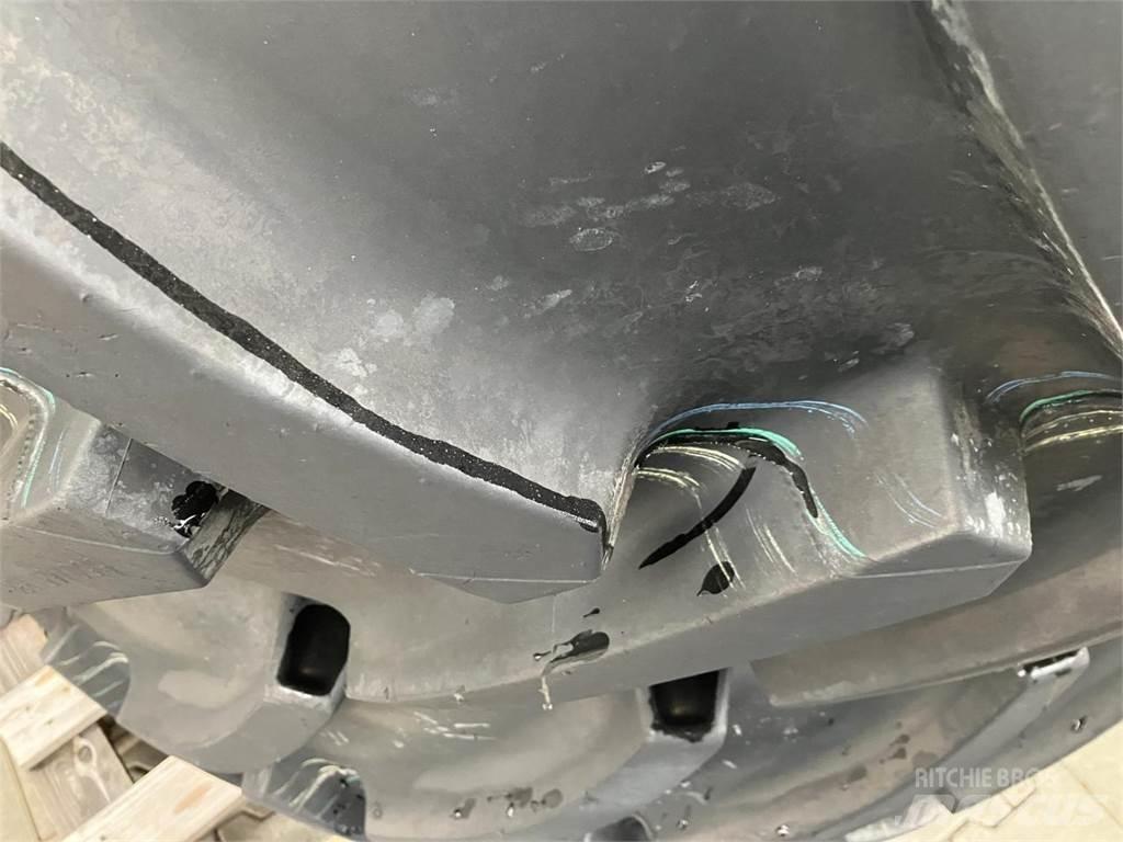Mitas 650/65R38 Banden, wielen en velgen