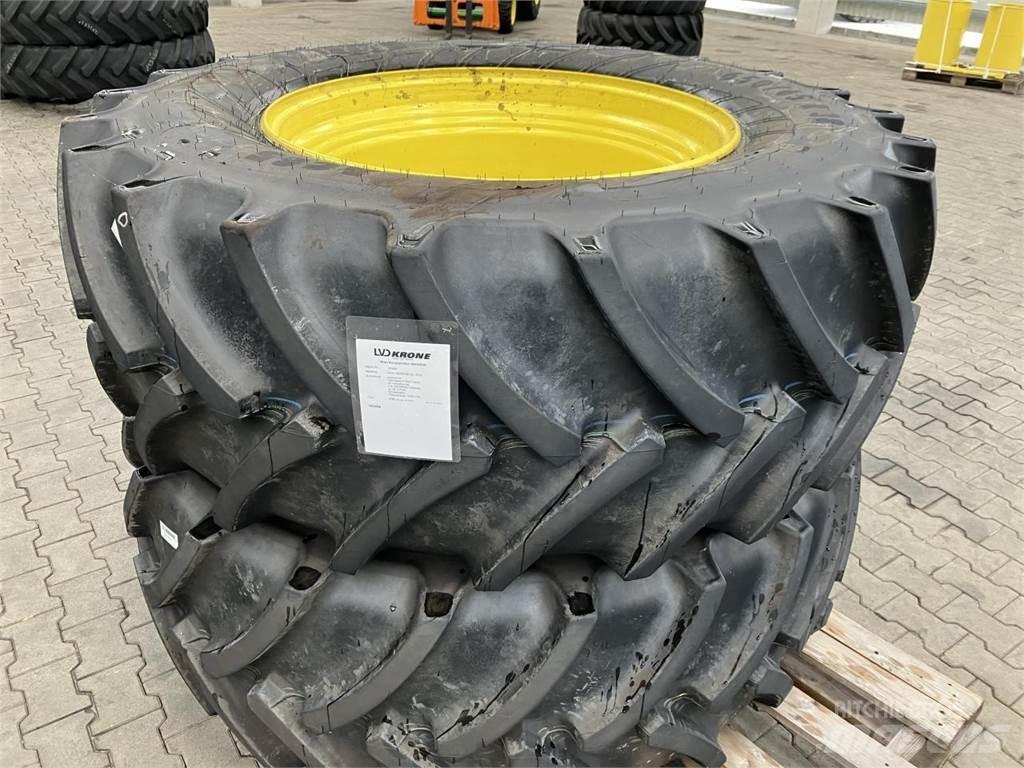 Mitas 650/65R38 Banden, wielen en velgen