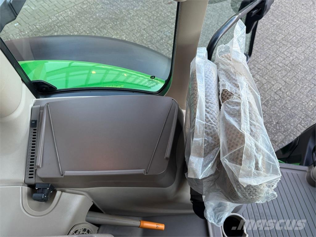 John Deere 6R185 Tractoren