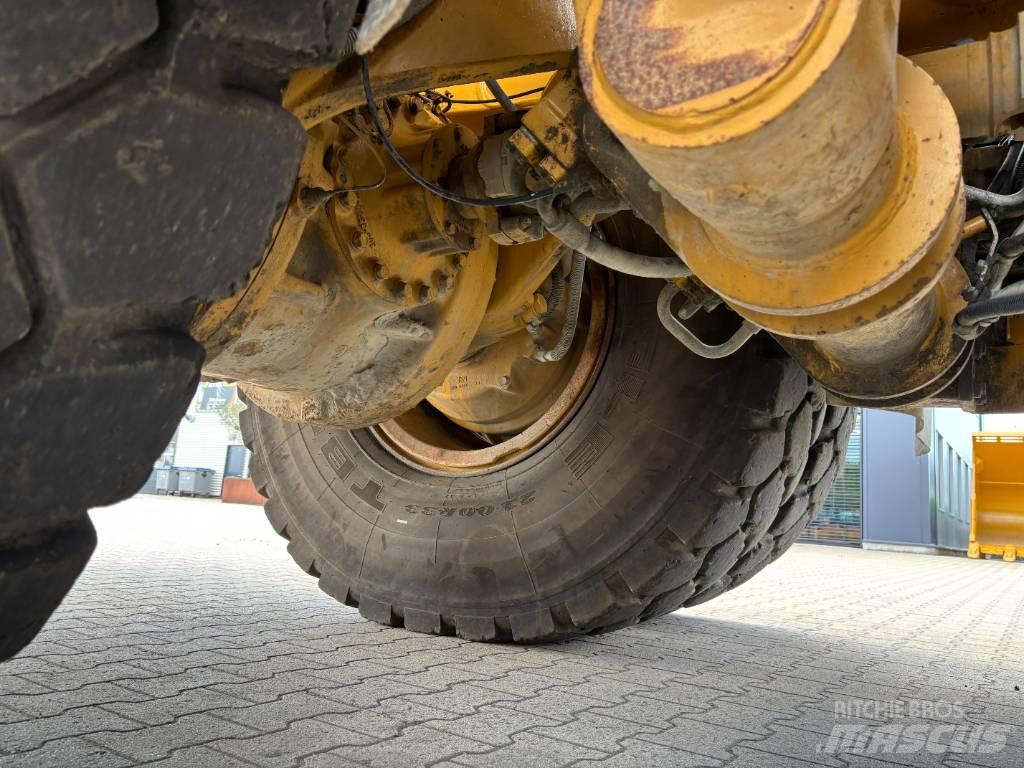CAT 772G Starre dumptrucks