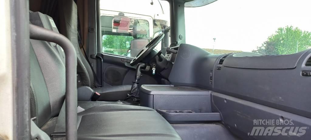 Scania 440 Trekkers
