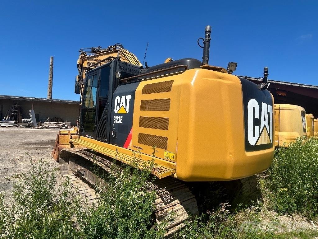CAT 323 EL Rupsgraafmachines