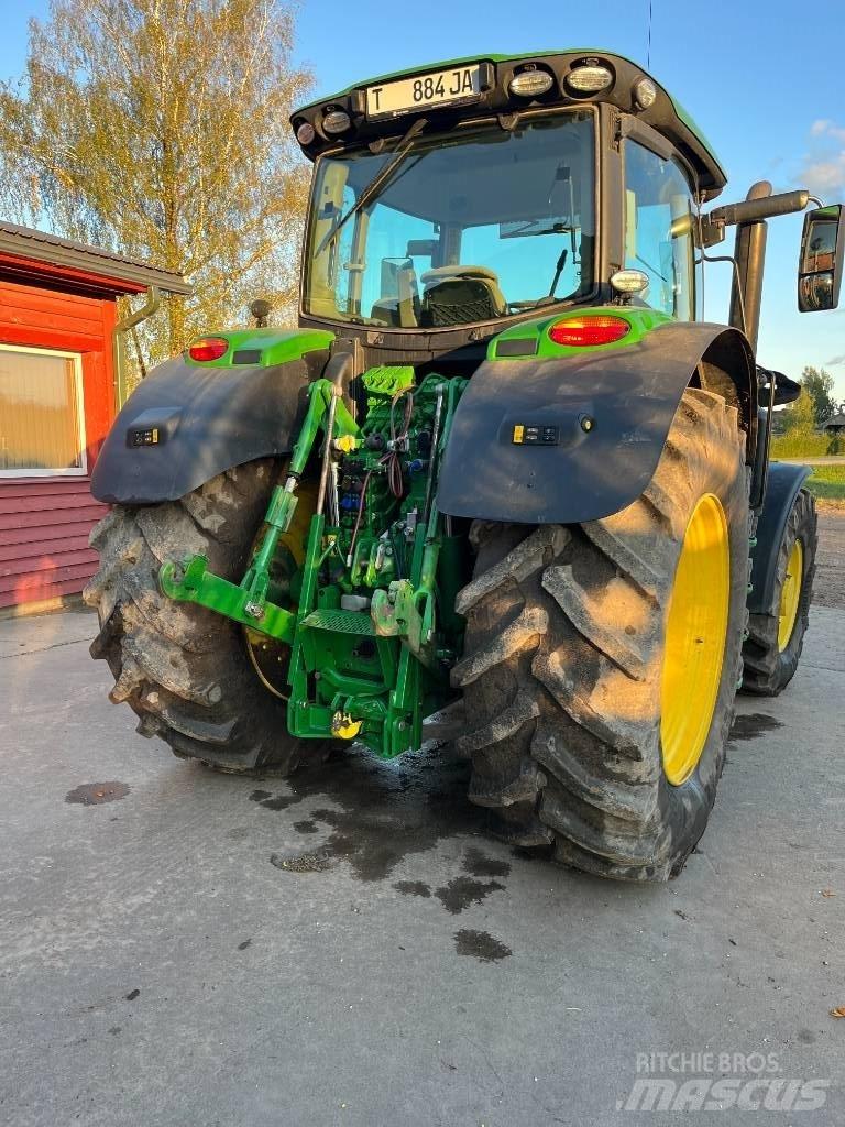 John Deere 6195 R Tractoren