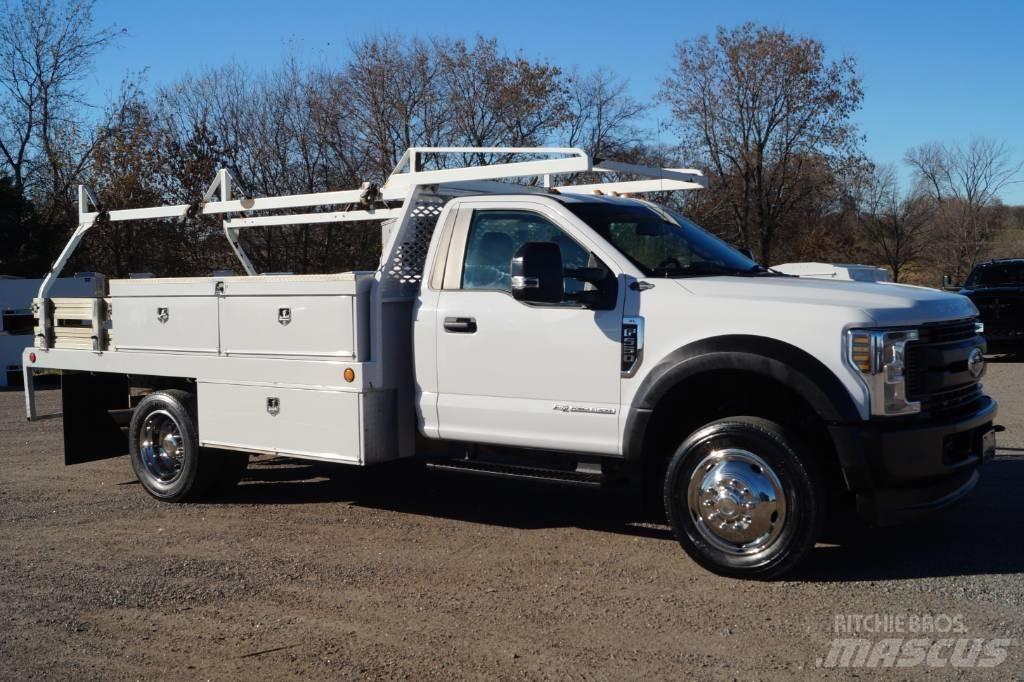 Ford F 550 XL SD Platte bakwagens