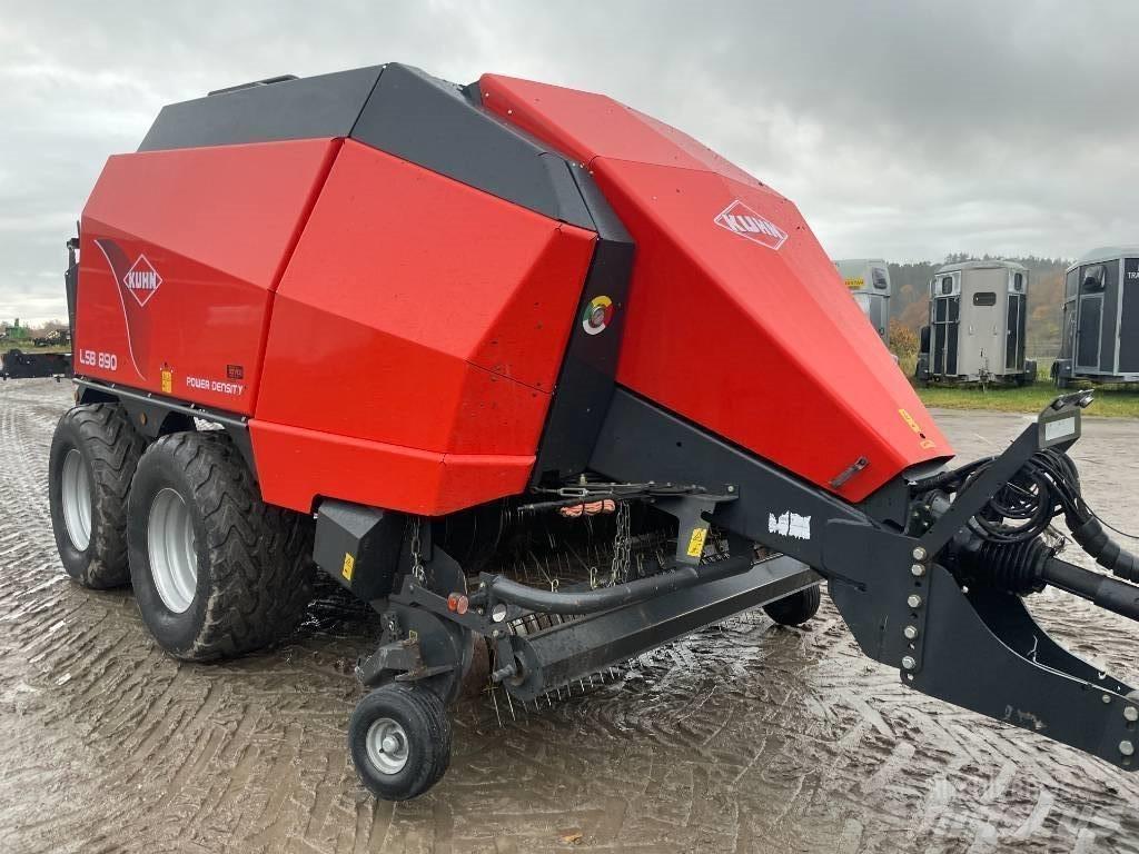 Kuhn LSB 890 Vierkante balenpers