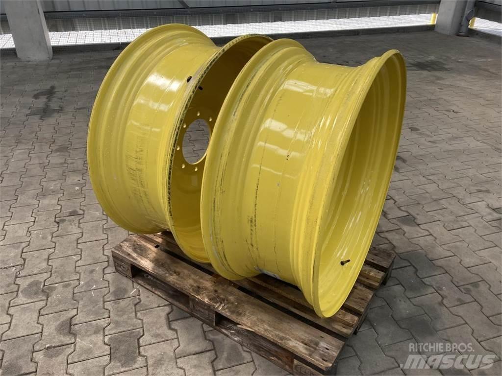 John Deere 15x38 Banden, wielen en velgen