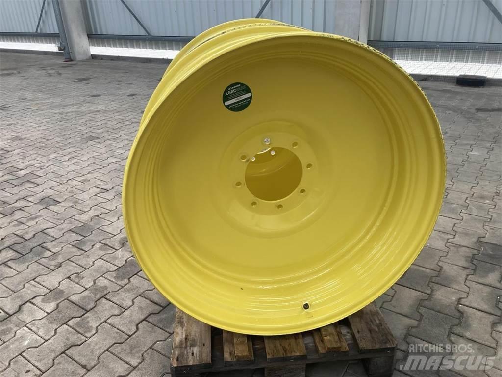 John Deere 15x38 Banden, wielen en velgen