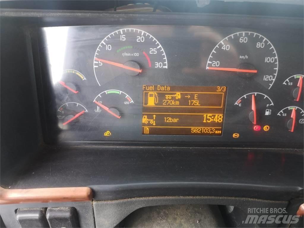 Volvo FH 12 Vrachtwagen met containersysteem