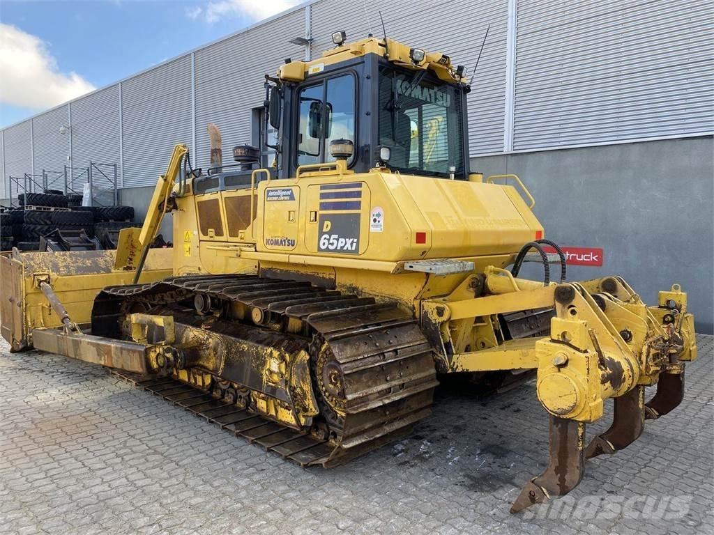 Komatsu D65PXI-18 Rupsdozers