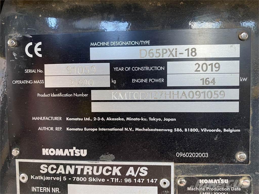 Komatsu D65PXI-18 Rupsdozers