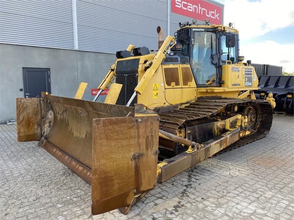 Komatsu D65PXI-18 Rupsdozers
