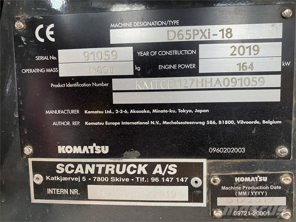 Komatsu D65PXI-18 Rupsdozers