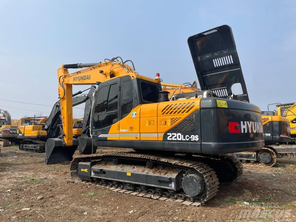 Hyundai 220-9S Rupsgraafmachines