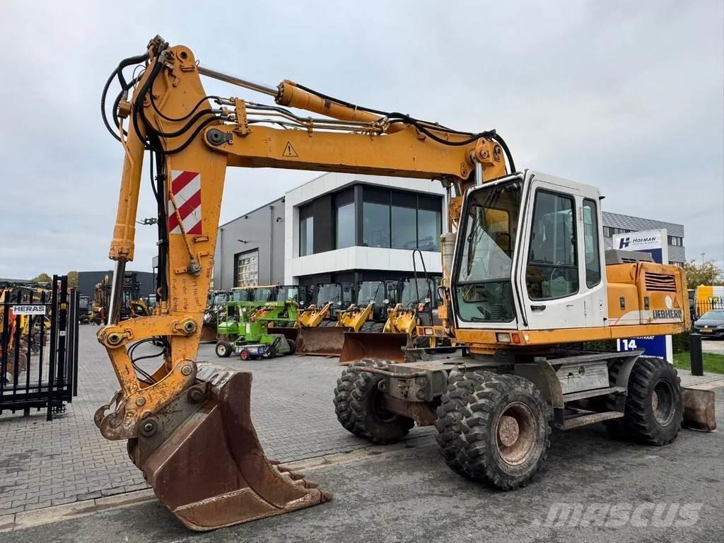 Liebherr A924 Wielgraafmachines