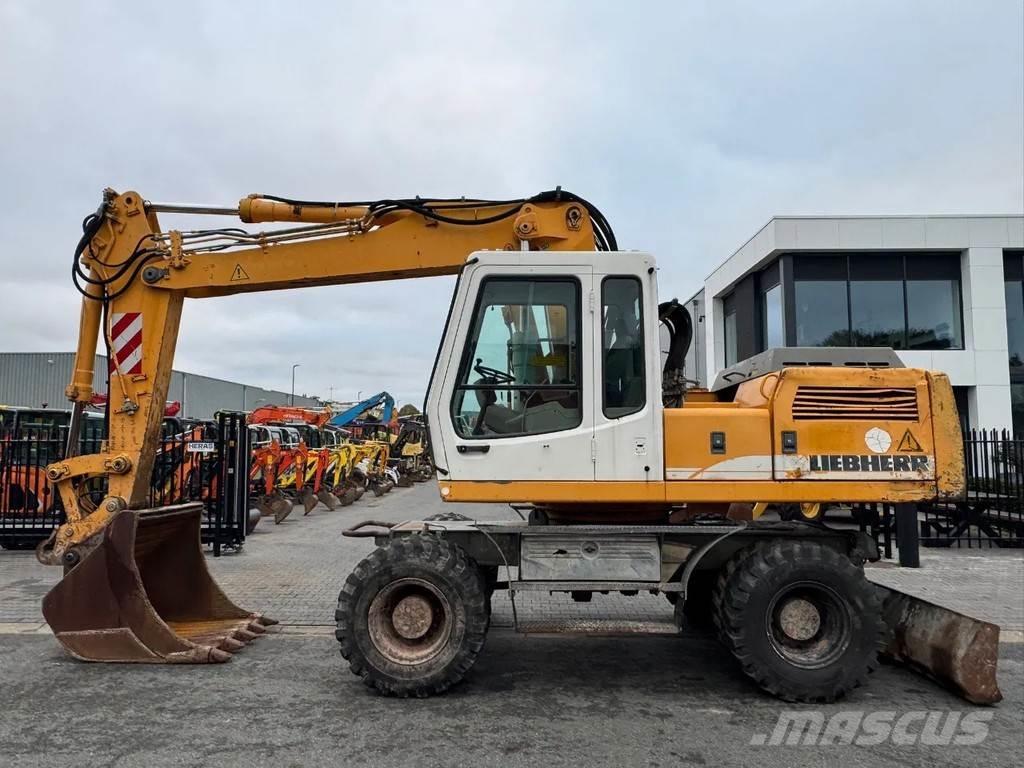 Liebherr A924 Wielgraafmachines