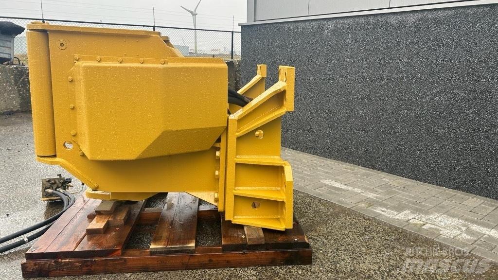 CAT D 7 G Lieren