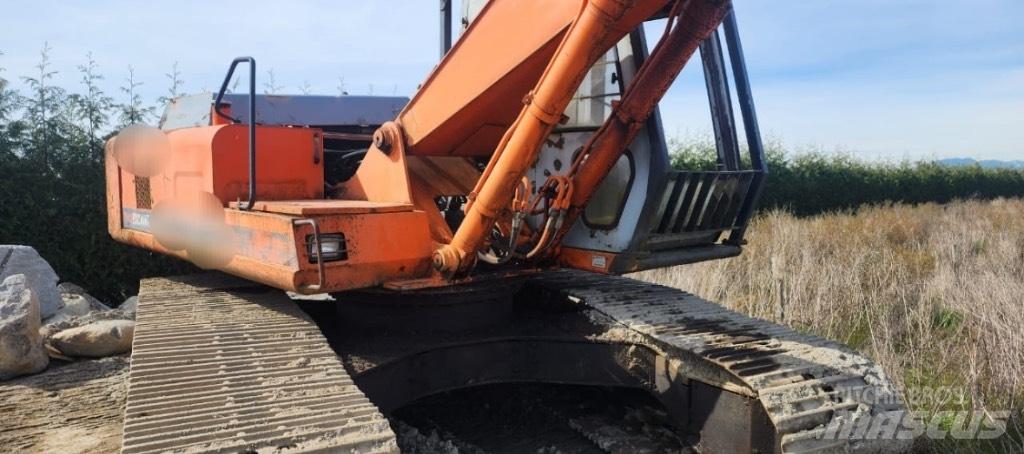 Hitachi EX 200 LC Rupsgraafmachines