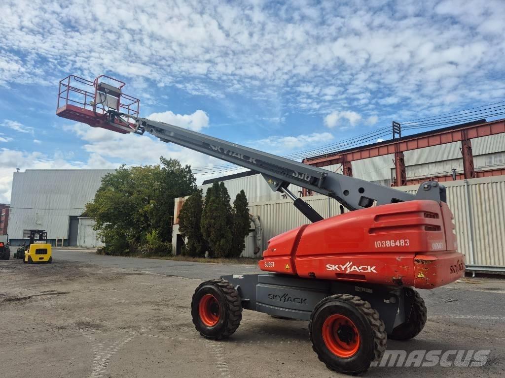SkyJack SJ 66 T Knikarmhoogwerkers
